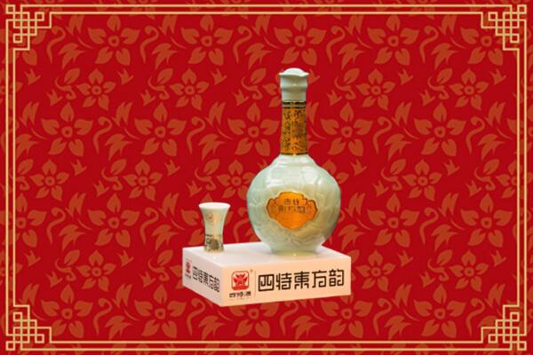 伊犁州和布克赛尔烟酒回收四特酒